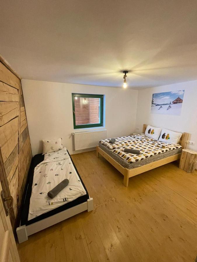 Hotel Madarasi Sportbazis Capilnita Esterno foto